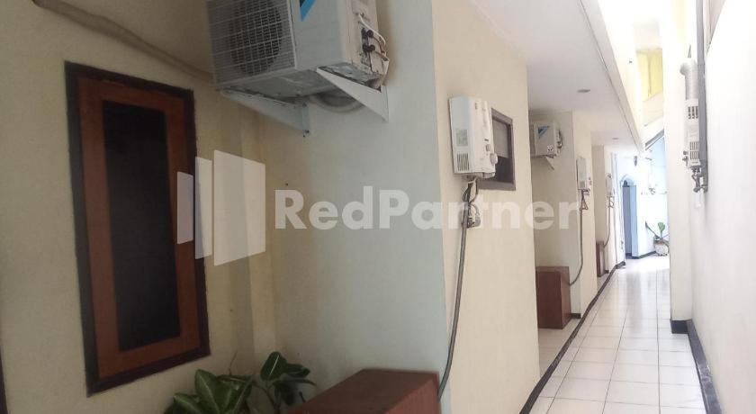 Oyo 3956 Hotel Palem 2 Syariah Malang Exterior foto