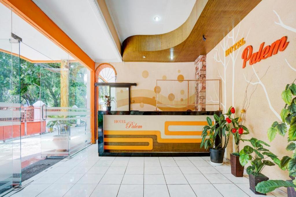 Oyo 3956 Hotel Palem 2 Syariah Malang Exterior foto